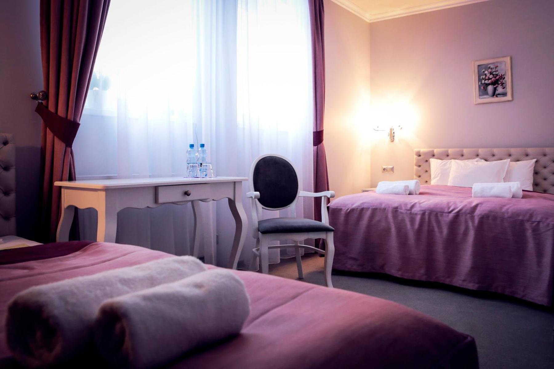 Hotel Madelaine Lwowek Slaski Rom bilde