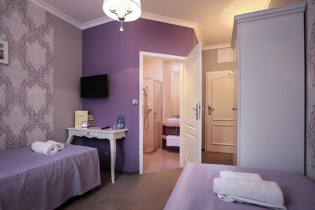 Hotel Madelaine Lwowek Slaski Rom bilde